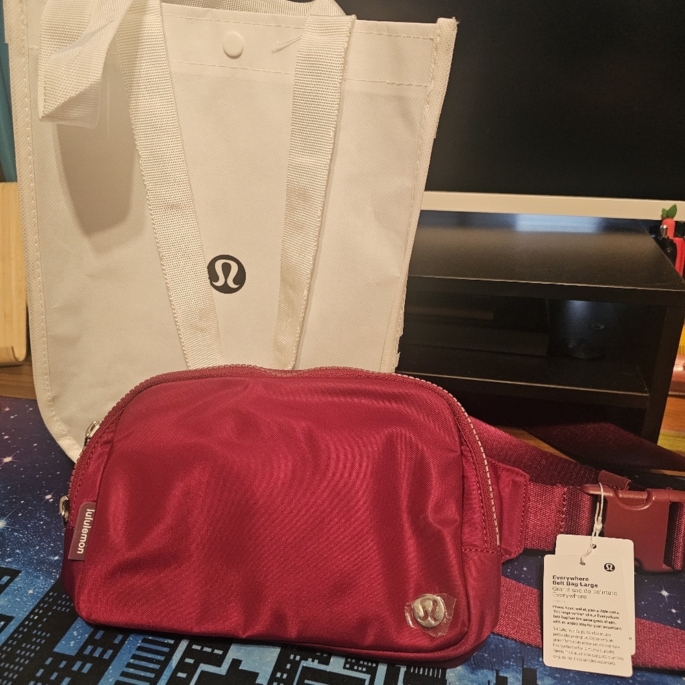 Lululemon Belt Bag with Reusable Tote